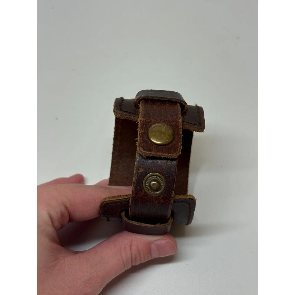 N/A rugged leather
